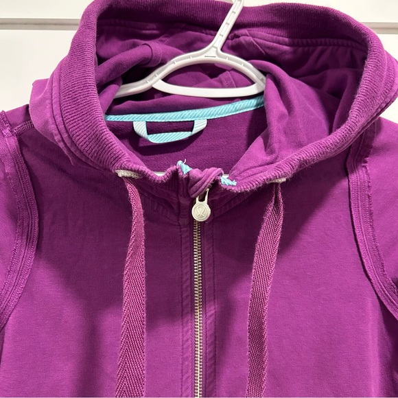 Lululemon purple zip up hoodie jacket. Size 2. - Picture 3 of 8